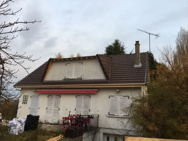 Toiture réparée au Pradet par LJ Couverture
